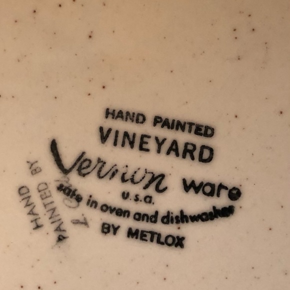 Lot of 6 MetLox Vernon Ware Vineyard Pottery Dinner Plates - Hand painted & RARE - Picture 2 of 5